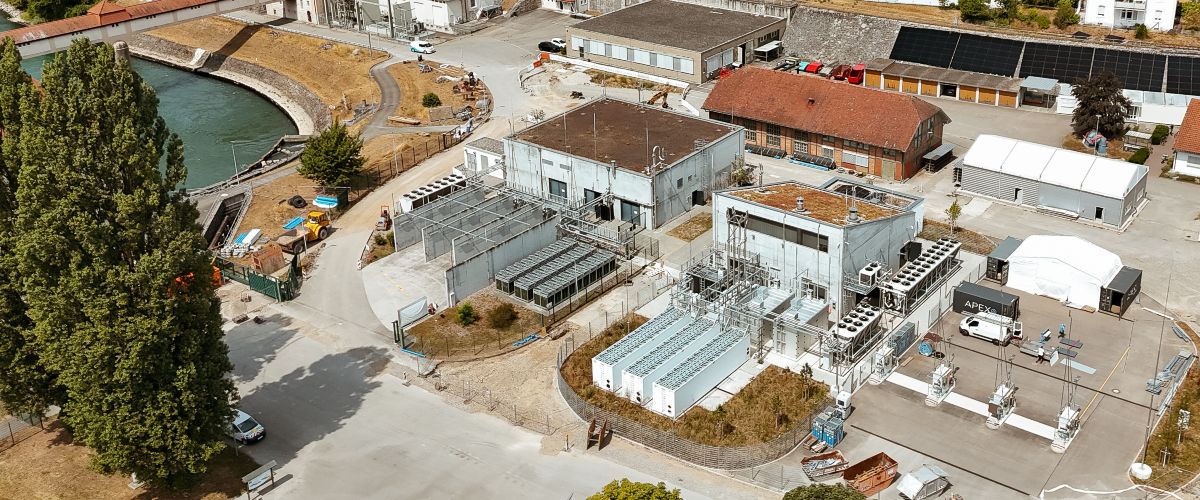 Luftaufnahme aus Wyhlen: Im Rahmen des Reallabors der Energiewende wurde neben eine bestehende Power-to-Gas-Anlage eine weitere Station mit einem 5 Megawatt Elektrolyseur gebaut.